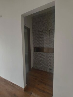 Room in 3 BHK Apartment at Gulshan Bellina, Sector 16 Greater Noida – for Sale