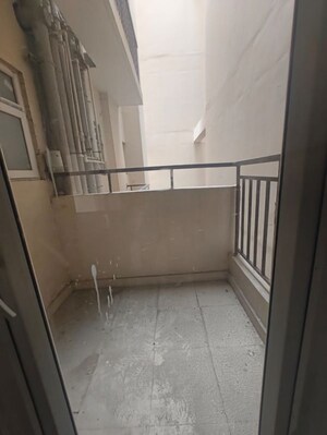 Bathroom in 3 BHK Apartment at Gulshan Bellina, Sector 16 Greater Noida – for Sale