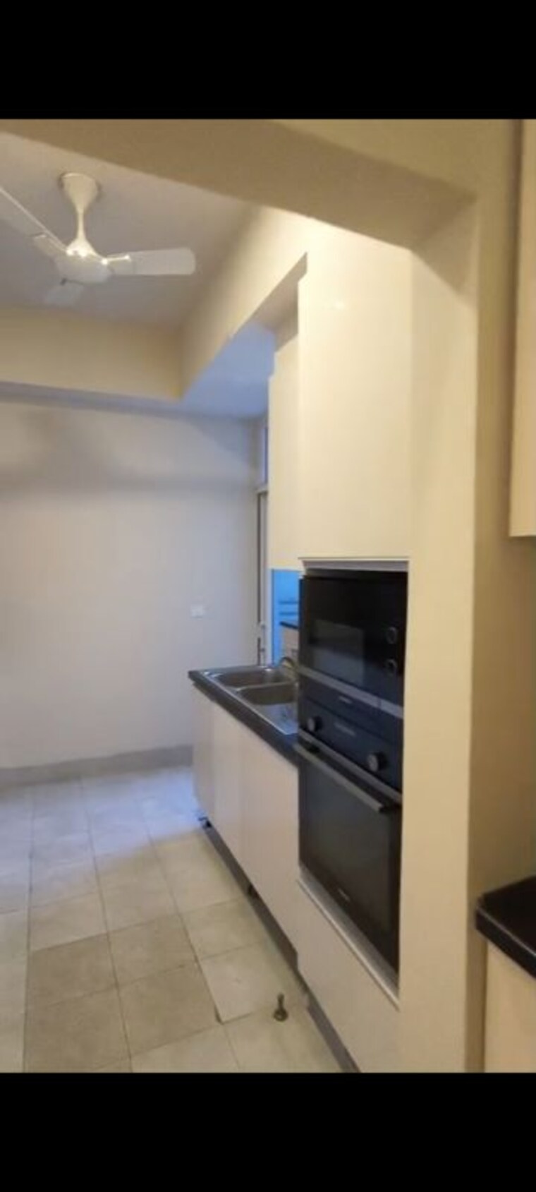 Kitchen, dlf-the-ultima 3 Bedroom 2132 Sq.Ft. Apartment In Sector 81 Gurgaon 10611638