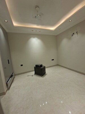Team Area in 3 BHK Builder Floor at Chattarpur – for Sale
