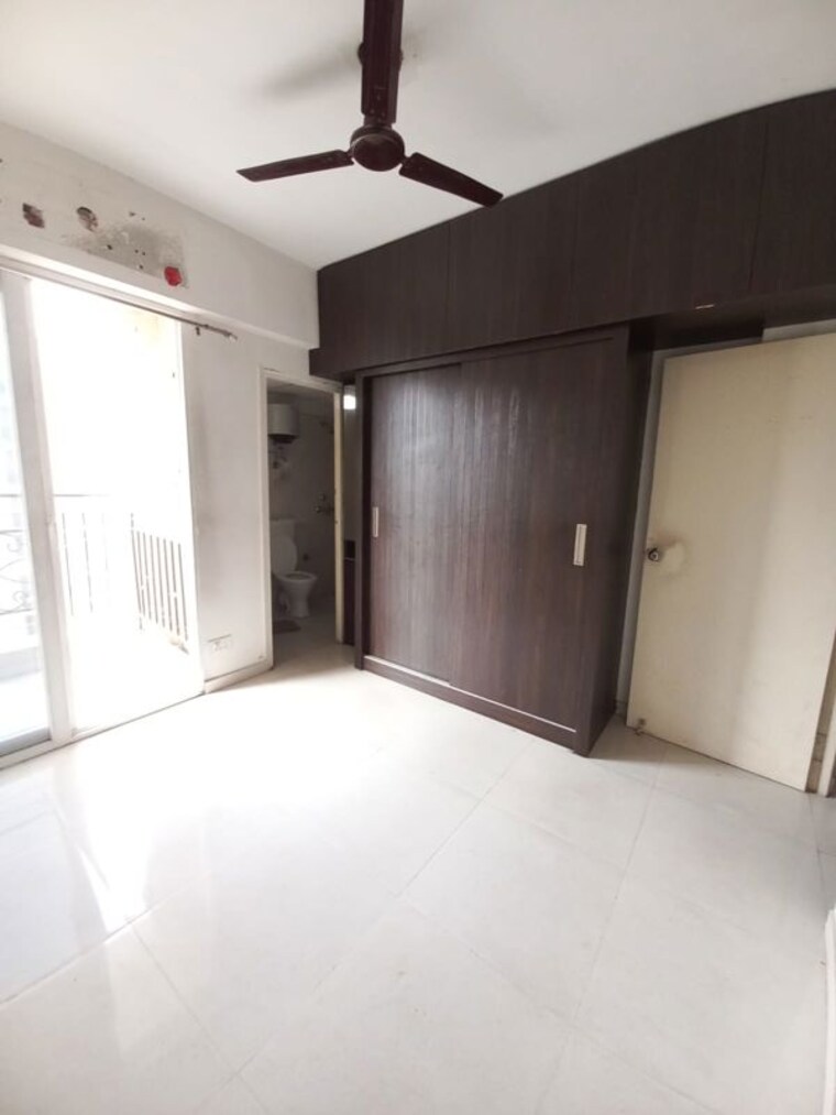 Room, signature-global-the-millennia 2 Bedroom 690 Sq.Ft. Apartment In Sector 37d Gurgaon 10611630