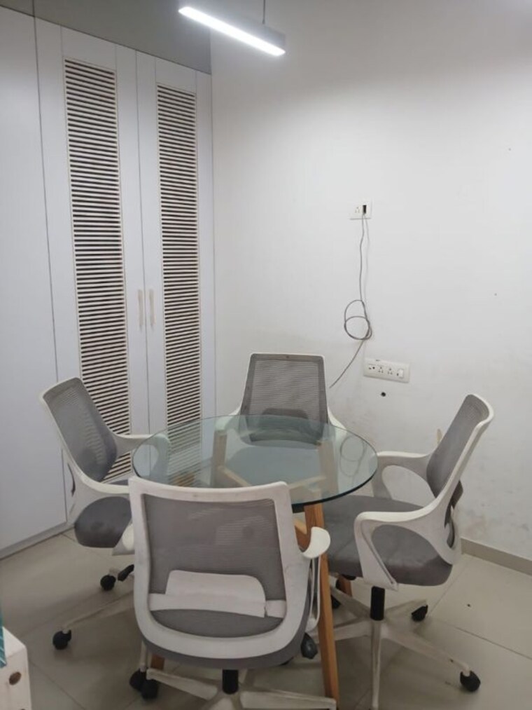 Team Area, sg highway Commercial Office Space 1729 Sq.Ft. In Sg Highway Ahmedabad 10596795