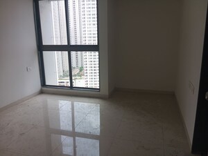 Room in 2 BHK Apartment at Runwal Eirene, Balkum Pada – for Rent