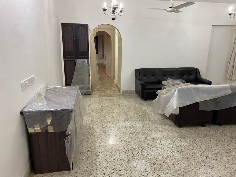Living Room, usha-kunj-apartment 2 Bedroom 740 Sq.Ft. Apartment In Juhu Mumbai 10611677