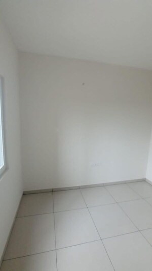 Room in 2.5 BHK Apartment at Shriram Codename Yuva, Budigere – for Rent