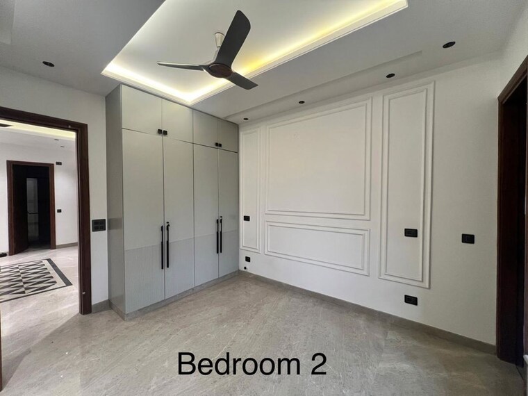 Room, safdarjung enclave 3.5 Bedroom 2000 Sq.Ft. Builder Floor In Safdarjung Enclave Delhi 10611696
