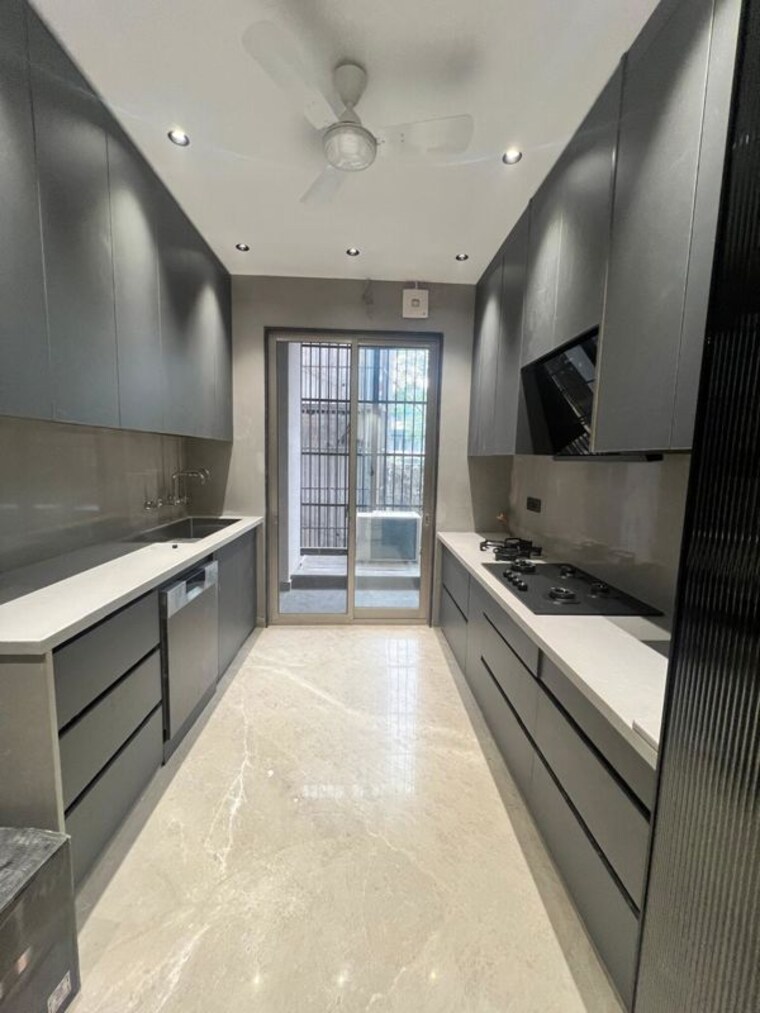 Kitchen, safdarjung enclave 3.5 Bedroom 2000 Sq.Ft. Builder Floor In Safdarjung Enclave Delhi 10611696