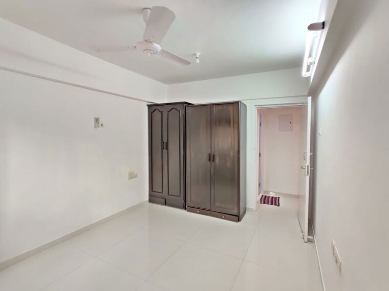 Room, sita-gita-apartments 2 Bedroom 760 Sq.Ft. Apartment In Bandra West Mumbai 10611708