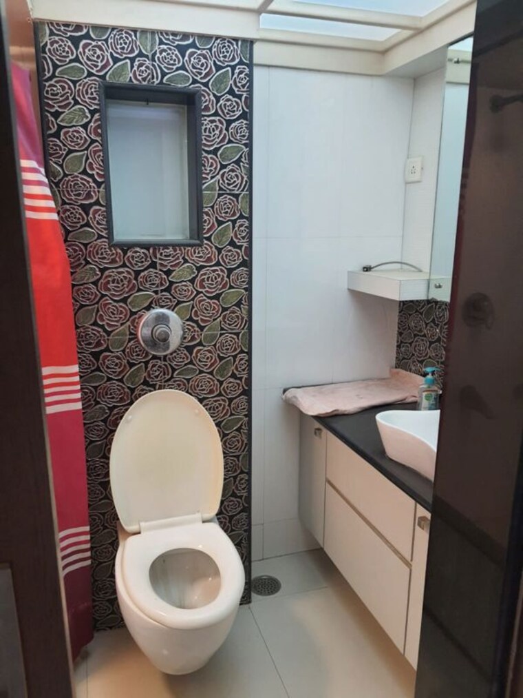 Bathroom, sita-gita-apartments 2 Bedroom 760 Sq.Ft. Apartment In Bandra West Mumbai 10611708