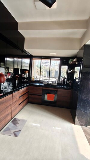 Kitchen in 3 BHK Apartment at Chembur – for Rent