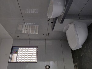 Bathroom in 1 BHK Apartment at Sai Krupa Skylon Suburbia, Kandivali West – for Sale