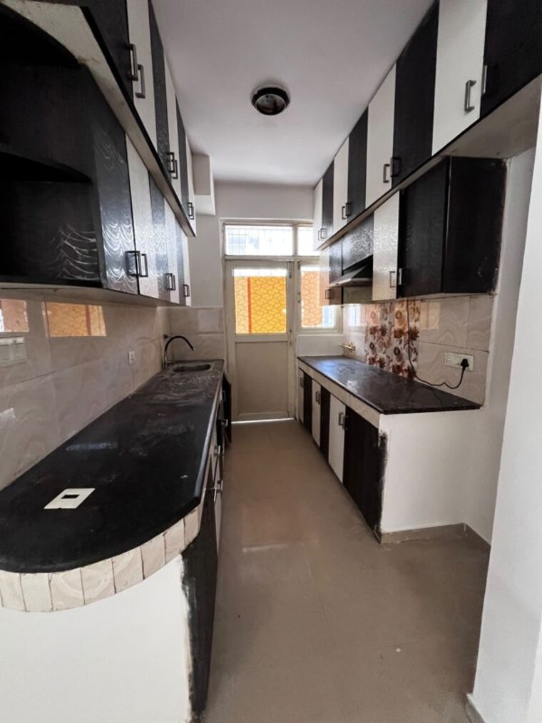 Kitchen, kw-srishti-phase-ii 2.5 Bedroom 1250 Sq.Ft. Apartment In Raj Nagar Extension Ghaziabad 10611770