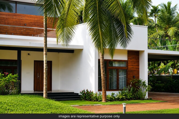 Garden, kunnamkulam 3 Bedroom 3000 Sq.Ft. Independent House In Kunnamkulam Thrissur 10611782