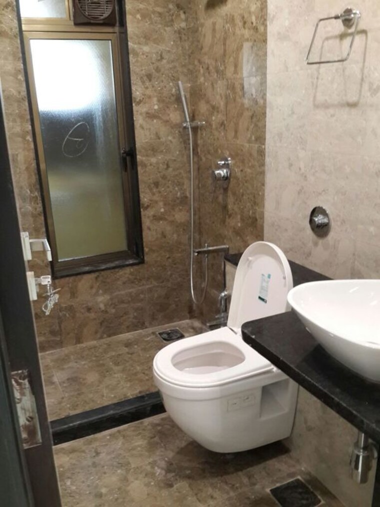 Bathroom, kl-vienna 2 Bedroom 780 Sq.Ft. Apartment In Khar West Mumbai 10611796