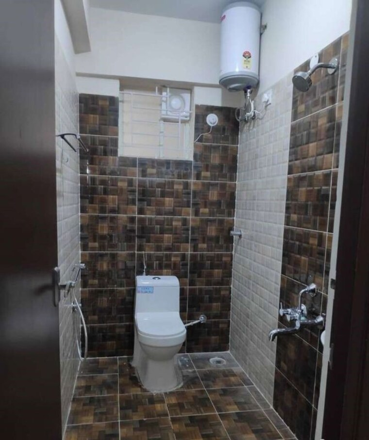 Bathroom, sai-luxus-serenity 2 Bedroom 750 Sq.Ft. Apartment In Horamavu Bangalore 10611781