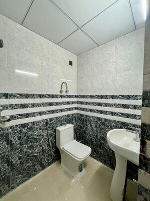 Team Area in 3 BHK Apartment at Today Ridge Residency, Sector 135 – for Sale