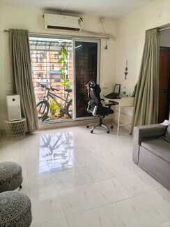 1 RkApartment For Rent in Vasant Fiona