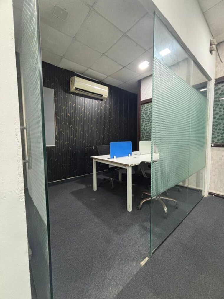 Bathroom, sector 63 Commercial Office Space 750 Sq.Ft. In Sector 63 Noida 10611795