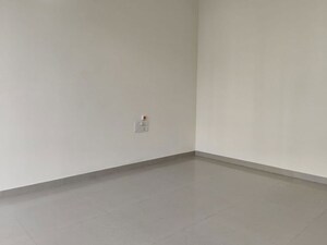 Room in 2 BHK Apartment at Lokhandwala Spring Grove, Kandivali East – for Sale