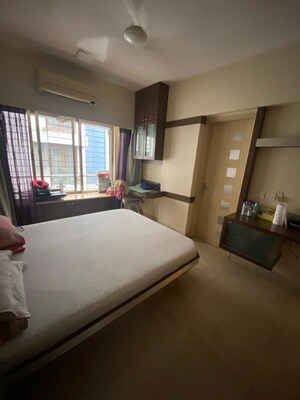 Bedroom in 2 BHK Apartment at Sabita Apartment, Khar West – for Rent