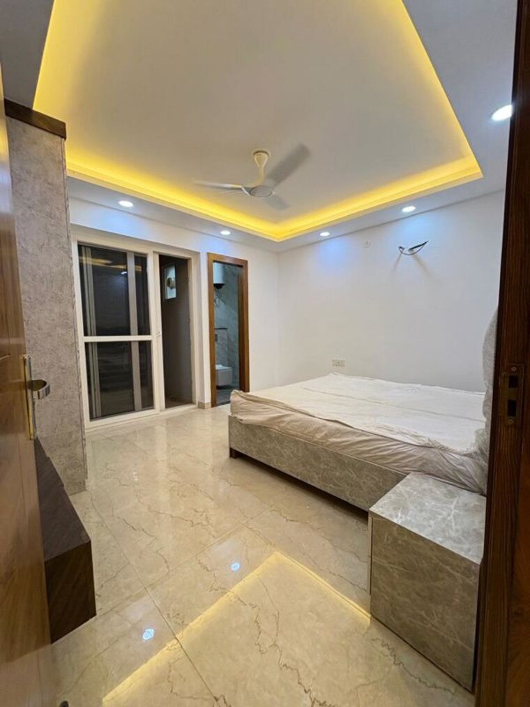 Room, sector 52 4 Bedroom 300 Sq.Yd. Builder Floor In Sector 52 Gurgaon 10611824