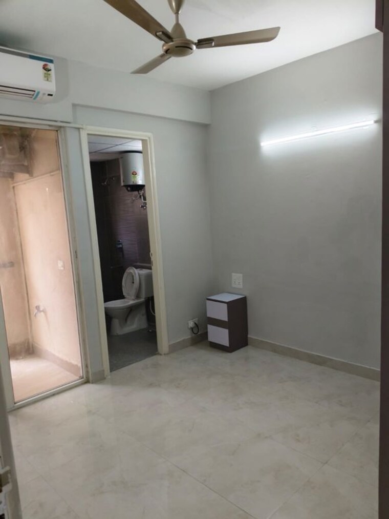 Room, signature-global-city 3 Bedroom 1700 Sq.Ft. Apartment In Sector 37d Gurgaon 10611835