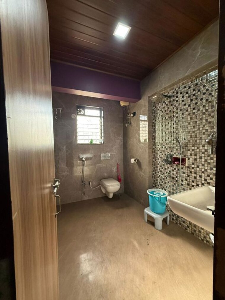 Bathroom, nri-complex-phase-2 2 Bedroom 1000 Sq.Ft. Apartment In Seawoods Navi Mumbai 10611812