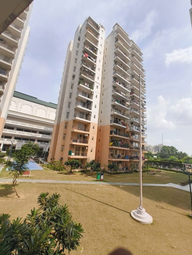 Exterior View, rof-amaltas 2.5 Bedroom 645 Sq.Ft. Apartment In Sector 92 Gurgaon 10611847