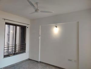 Room in 2 BHK Apartment at Arvind Bel Air, Yelahanka – for Rent