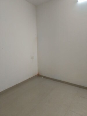 Room in 1 BHK Apartment at Nalasopara East – for Rent