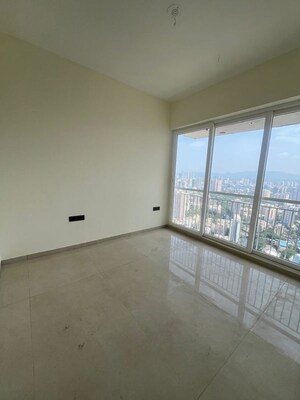 Bedroom in 2 BHK Apartment at LnT The Villas At Seawoods Residences, Seawoods – for Rent