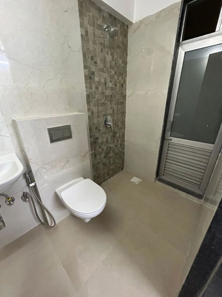Bathroom, aurum-q-islands 2 Bedroom 715 Sq.Ft. Apartment In Ghansoli Navi Mumbai 10611840