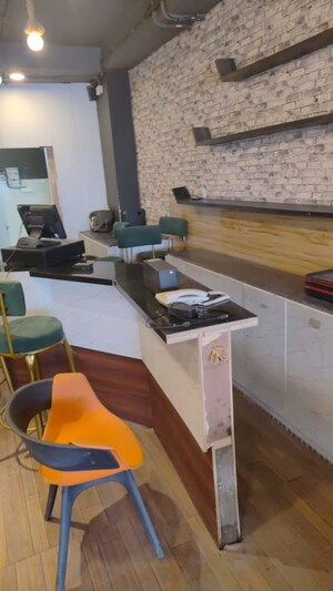 Team Area in  Showroom at Ambala Highway – for Rent