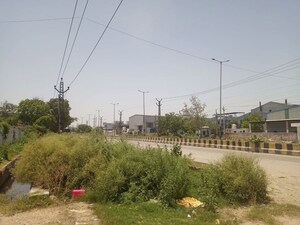 Plot Area in  Warehouse at Chaupanki – for Sale