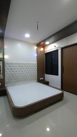 Master Bedroom in 2 BHK Apartment at Dosti Group Vihar, Samata Nagar – for Rent
