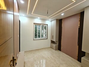 Room in 3 BHK Builder Floor at Rajouri Garden – for Rent