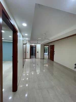 Room in 4 BHK Builder Floor at Greater Kailash ii – for Sale