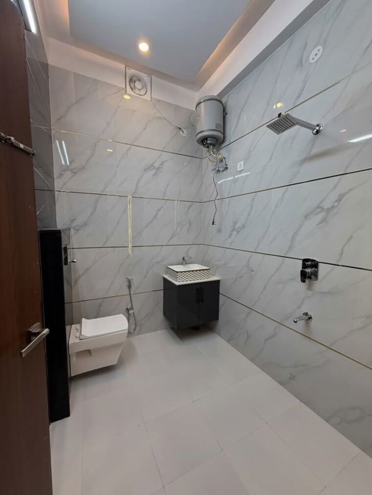 Bathroom, kannadi ii 3 Bedroom 1300 Sq.Ft. Villa In KannadI Ii Palakkad 10611893
