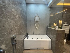 3 BHK Apartment For Sale in DLF The Primus, Sector 82a