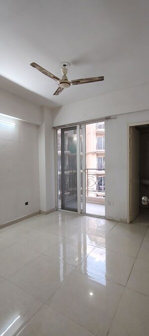 Room in 2 BHK Builder Floor at Sector 23 – for Rent