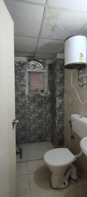 Bathroom in 2 BHK Builder Floor at Sector 23 – for Rent