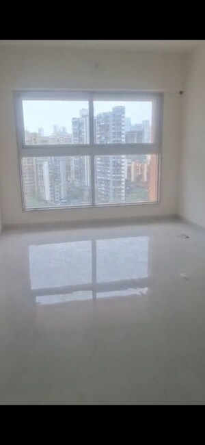 Room in 2 BHK Apartment at Ghodawat Skystar, Goregaon West – for Rent