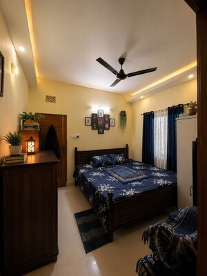 Bedroom in 3 BHK Villa at KannadI-I – for Sale