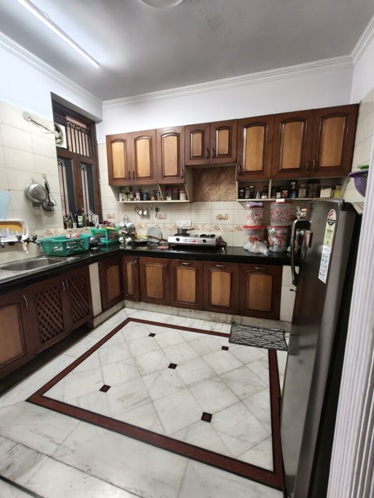 Kitchen, sector 52 2 Bedroom 112 Sq.Mt. Independent House In Sector 52 Noida 10611953