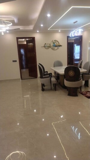 Living Room in 3 BHK Builder Floor at Sector 21 – for Rent