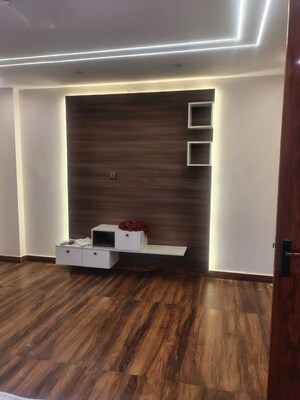 Furnished Amenities in 3 BHK Builder Floor at Sector 21 – for Rent