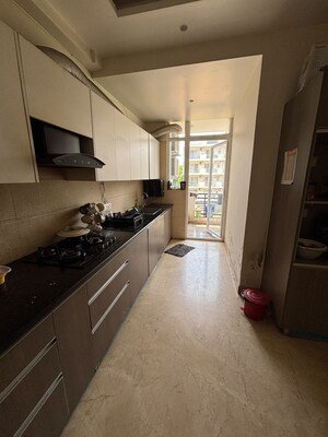 Kitchen in 3 BHK Builder Floor at Sector 56 – for Rent