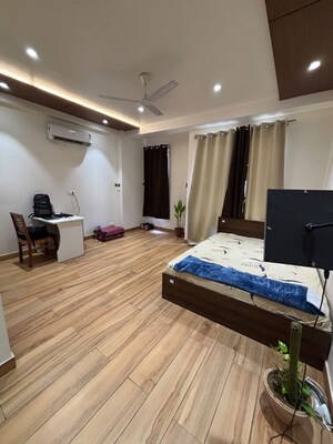 Bedroom in 3 BHK Builder Floor at Sector 56 – for Rent