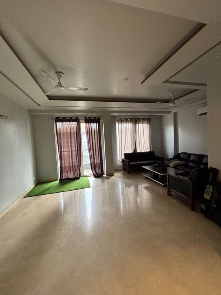 Living Room, sector 56 3 Bedroom 2700 Sq.Ft. Builder Floor In Sector 56 Gurgaon 10611936