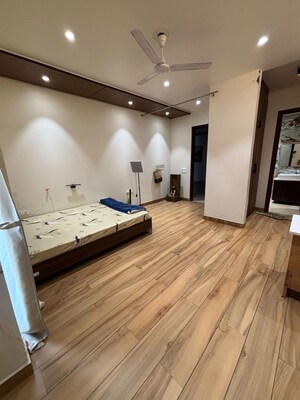 Bedroom in 3 BHK Builder Floor at Sector 56 – for Rent